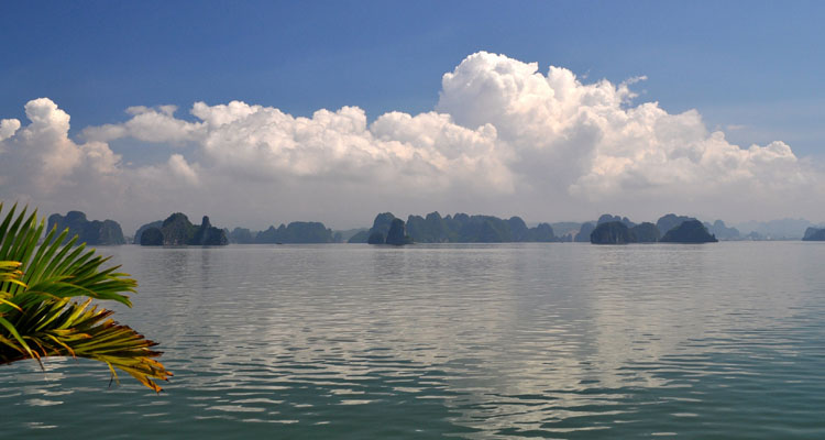 Время полета Красноярск — Вьетнам